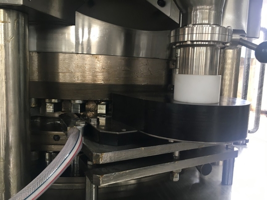 TIANHE Camphor Bulan Bola Cuci Tablet Otomatis Tablet Pencet Mesin Bioteknik Single Double Tiga lapisan pemasok