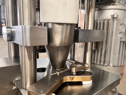 TIANHE Biotech Bulat Oblong Punch Cetakan Tablet Otomatis Mesin Pencet Tablet Diameter 20mm pemasok