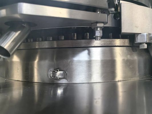 41 Stasiun Percetakan Tablet Kecepatan Tinggi dengan Tekanan Utama 100 kN dan Tekanan Pra 40 kN untuk Produksi Farmasi pemasok