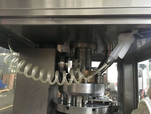 Fully Enclosed Tablet Press with ISO4 Leakage Test Standard 60kN Main Pressure and 43200 PCS/H Capacity pemasok